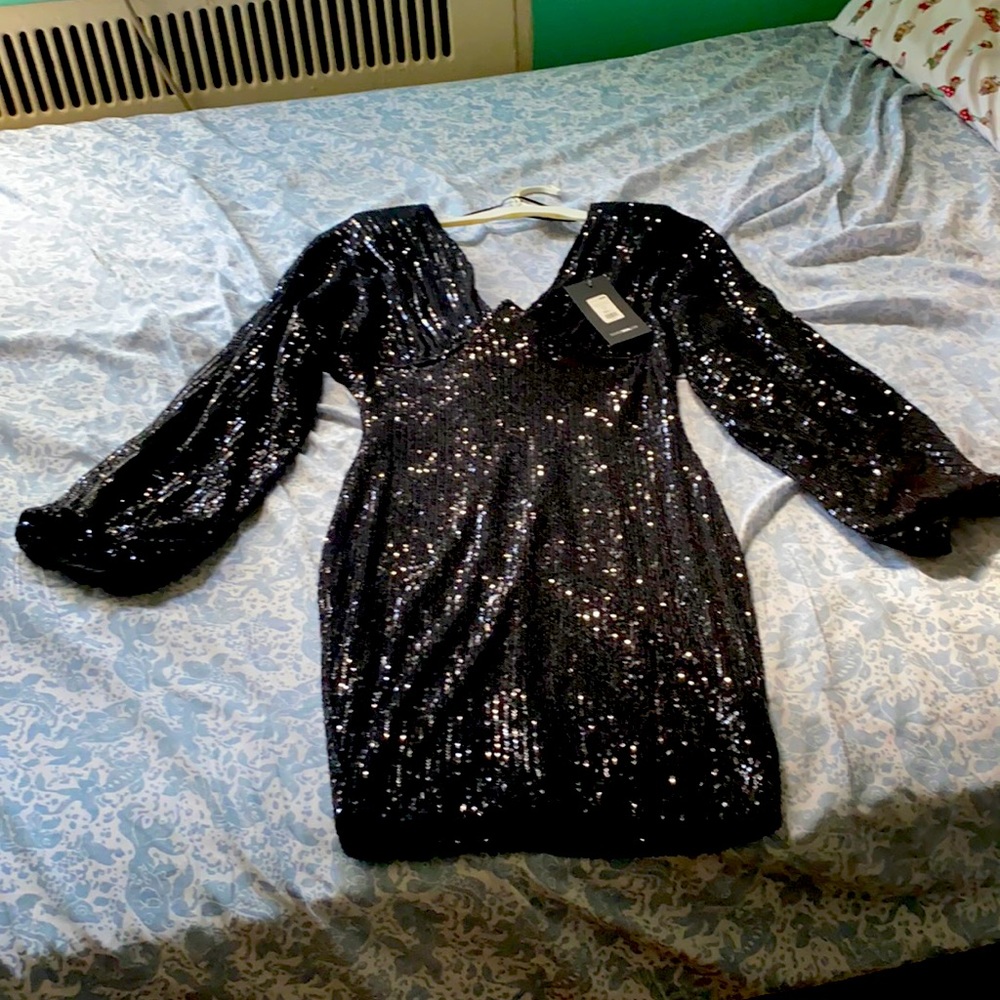 FashionNova kiss me under the moon mini dress
